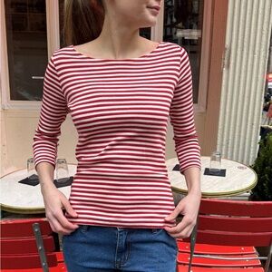Brandy Melville Jennie Top NWT